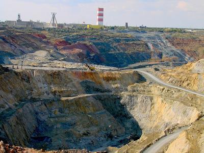 ICRA podělila o projekce o těžbě železné rudy v Indii